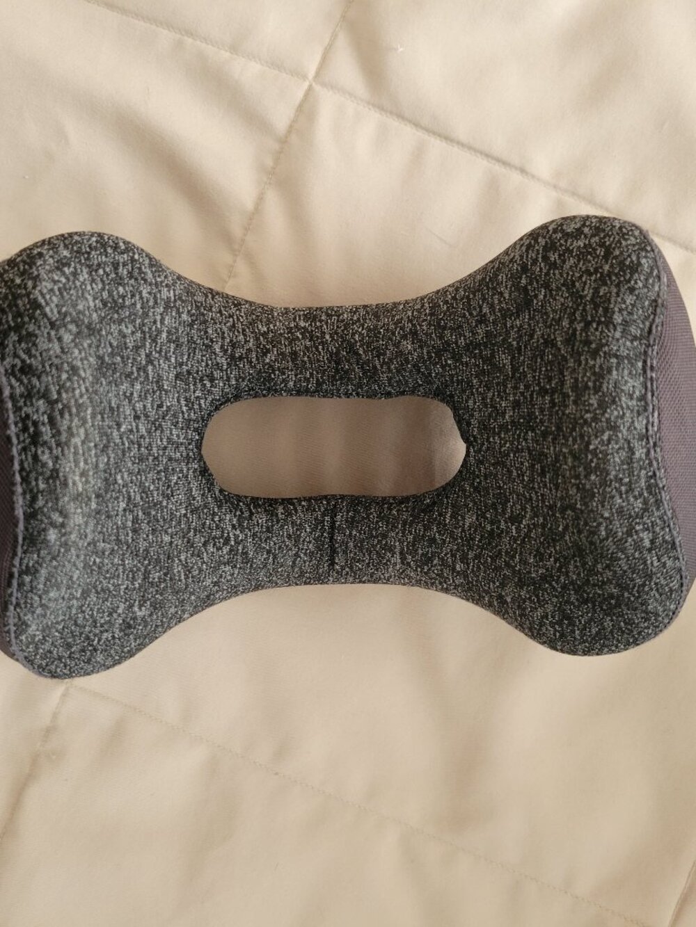Bundle of 2 NECK support. EUC. FIRM PRICE Check all pictures!